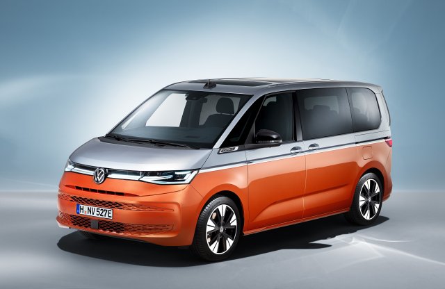 Háromfelé ágazik a VW Transporter kínálata: itt az új Multivan