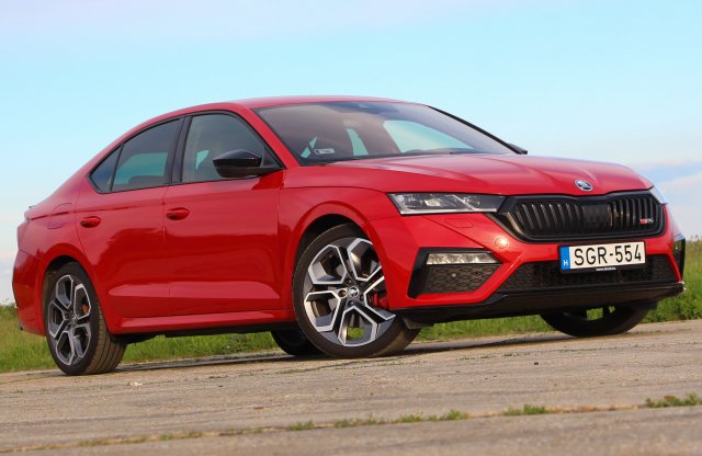 Skoda Octavia RS teszt: a lépcsőshátú hot hatch?