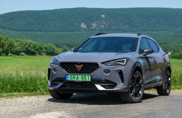 Tudtad, hogy zöld rendszám is lehet a Cuprákon?