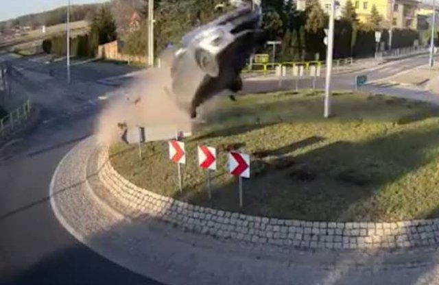 Suzuki Swiftet láttál már repülni? Most itt a lehetőség!