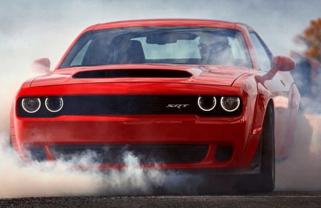 Így szoktat villanyautózásra a Dodge!