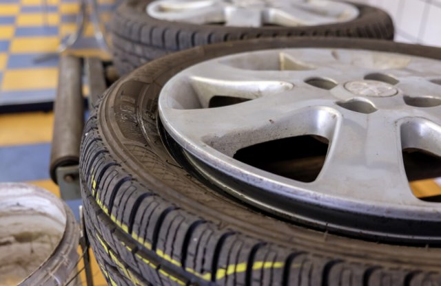 Gumiabroncs-kérdések: megúszható-e a téli-nyári gumicsere?