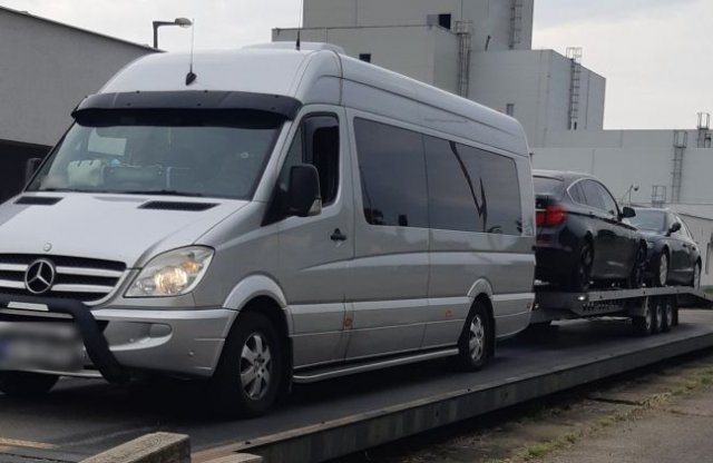 Bő 3 tonnával terheltek túl egy Mercedes Sprintert