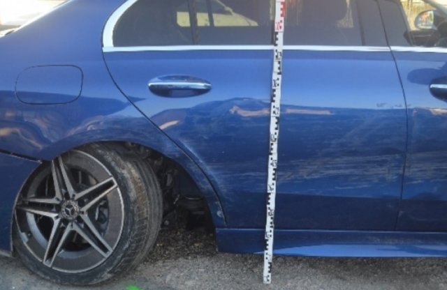 Balesetet próbált elkerülni jogsi nélküli, három autó bánta