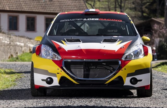 Mennyit adnál egy ralilegenda Peugeot 208-asáért?
