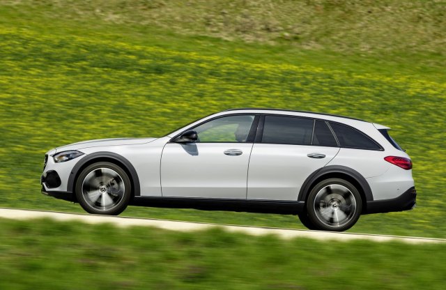 Már temeti a kombikat és a kabriókat a Mercedes?