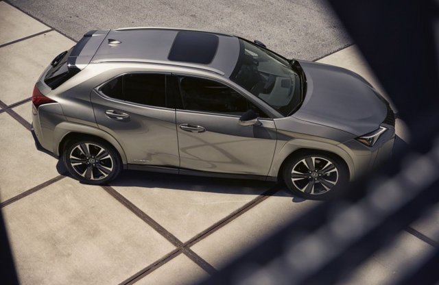 Csinosabbá vált a Lexus slágerkompaktja