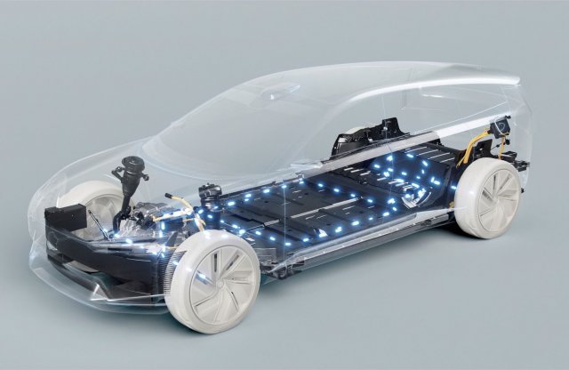 90 kilométert tudnak villanyhajtással az új konnektoros Volvók