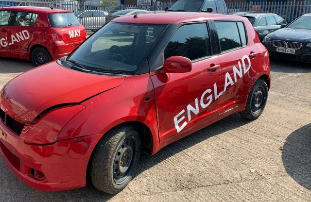 Eladó egy rakás törött Suzuki a Top Gearből