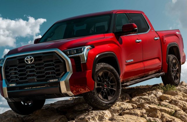 Érkezik a Toyota legdurvább pickupja, csak épp nem hozzánk!