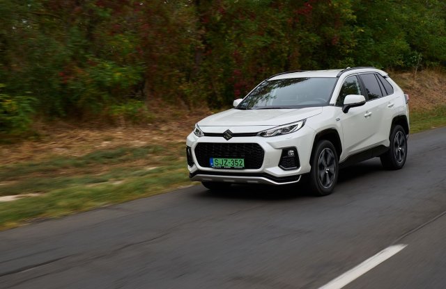 Vezettük a Suzuki csúcsmodelljét: meglepően takarékos!