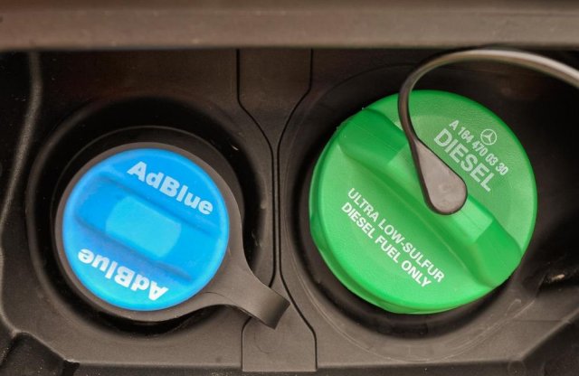 Bajba kerülhetnek a dízelek az AdBlue hiány miatt