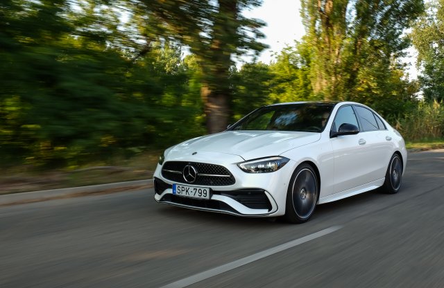 Menőségérzet – Mercedes-Benz C 300 teszt