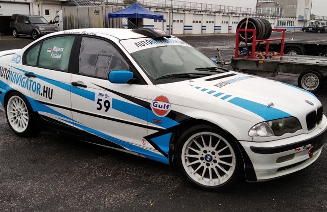 Kalandos hétvégéken vannak túl az Autónavigátor.hu versenygépei