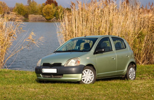 Vennél alapmotoros, húszéves Yarist 335 ezer kilométerrel?