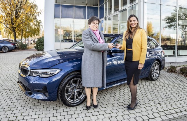 BMW-ket kapnak az autószerelő tanoncok
