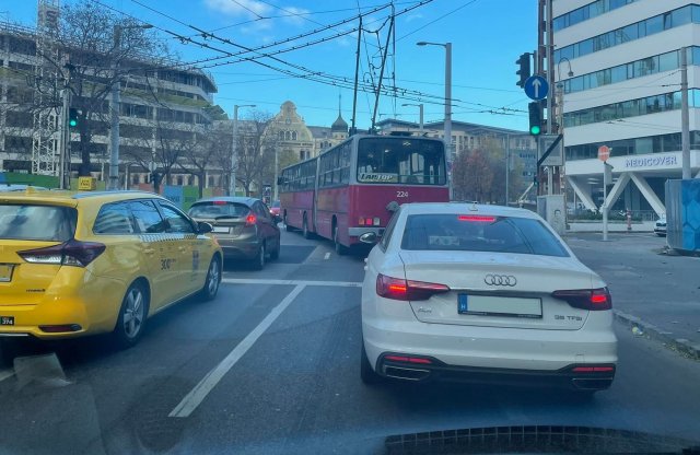Gigadugók jöhetnek, ha tényleg leáll a fővárosi tömegközlekedés