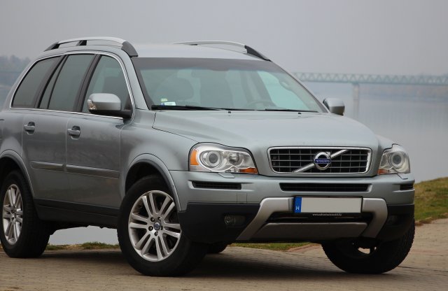 Hogyan szuperál egy 10 éves, dízel prémium SUV?