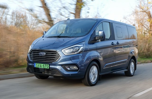 Ilyen furcsa kisbuszt még nem láttál!