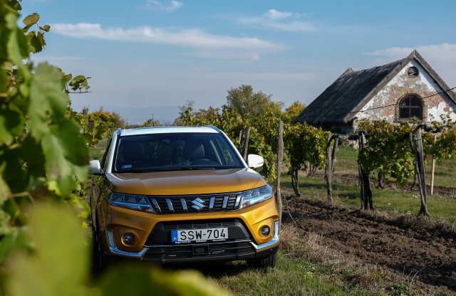 Új motort kap jövőre a Suzuki Vitara és az S-Cross is