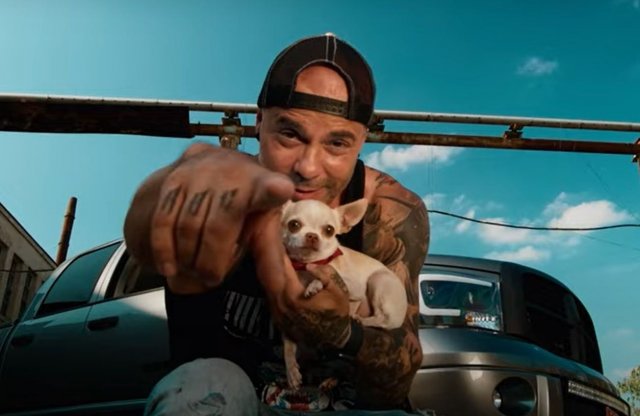 Ne büntetőfékezz! – Humoránál van a rendőrség