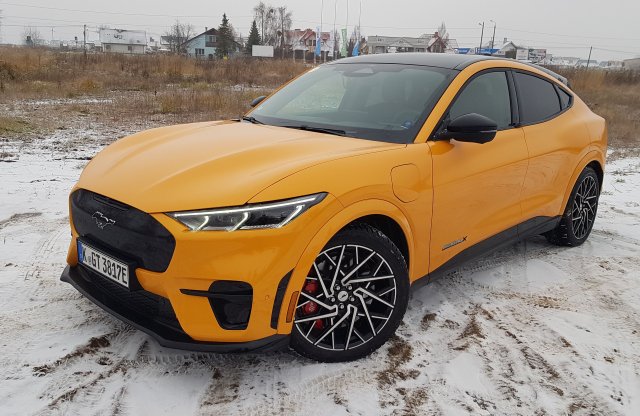 Mustang emblémával minden menőbb - Már itthon a Mach-E GT