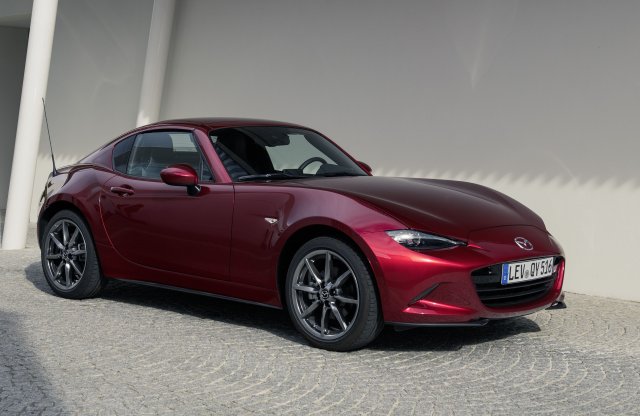 Továbbfejlesztett futóművel frissül a Mazda MX-5