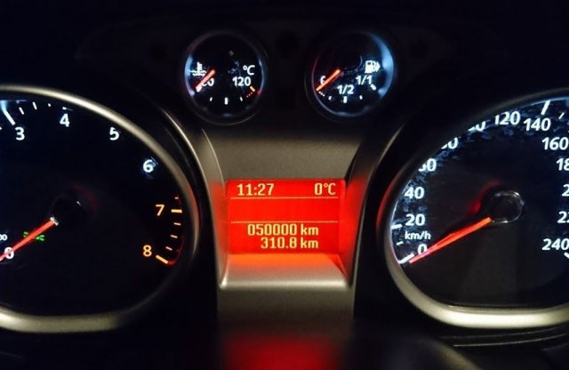 Az import autók fele manipulált óraállású lehet!