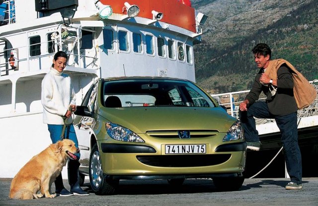 Egy francia, ami lenyomta a Golfot, az Astrát és a Focust is