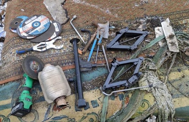 Testvérpár lopta a katalizátorokat, elkapták őket