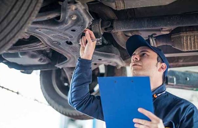 Vége a várakozásnak az importautók honosításánál?