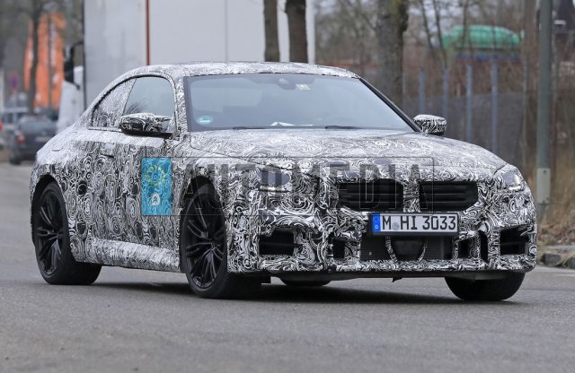 Kémfotókon a jövő M-es BMW-i, a hibrid logó sem lesz már idegen
