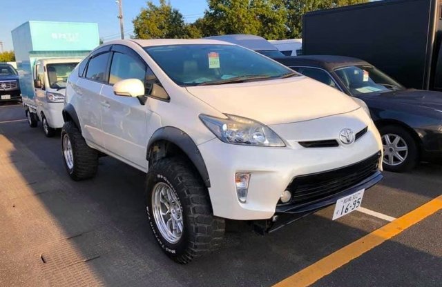Lakóautó után most terepjáró készült a Toyota Priusból