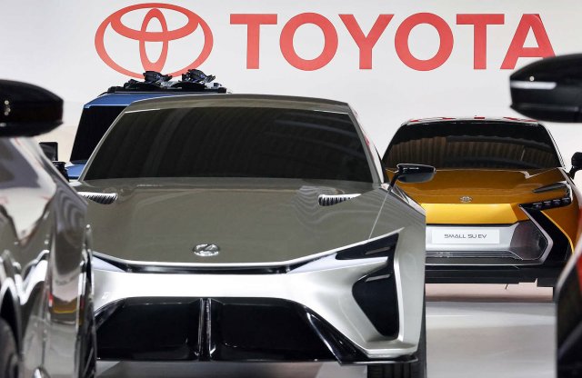 Saját operációs rendszert fejleszt a Toyota