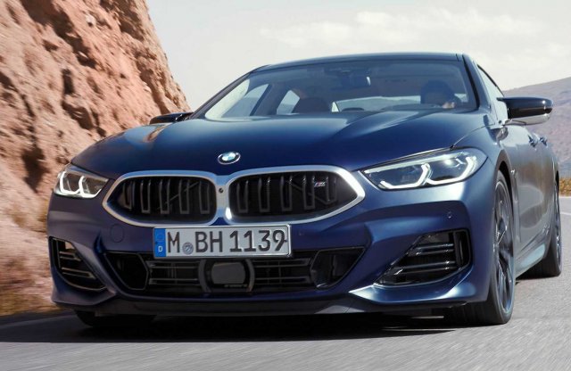 Világító vesékkel frissül a BMW 8 és M8 minden változata