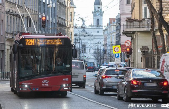 Hivatalos: jönnek a BKK időalapú jegyei