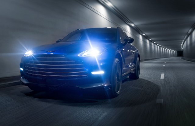 Mindennél erősebb az Aston Martin DBX707