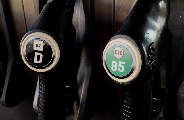 2000 benzinkutat ellenőriztek a pénzügyőrök