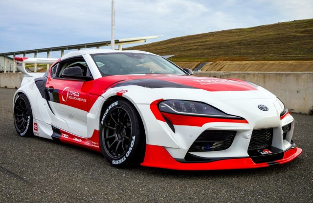 Továbbfejlődött a vezető nélkül driftelő Toyota GR Supra