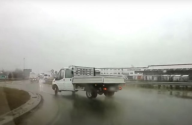 Platóssal driftelni? Nem probléma!