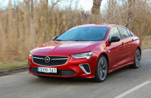 Konzervatív értékek – Opel Insignia GSi teszt