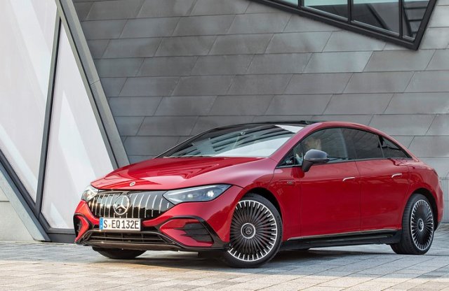 Már itthon is kapható a Mercedes-Benz EQE: mutatjuk, mennyiért!