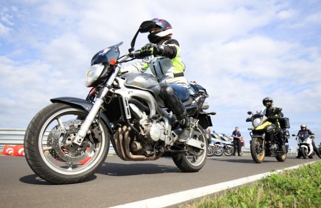 Ingyenes vezetéstechnikai tréning motorosoknak? Íme a részletek!