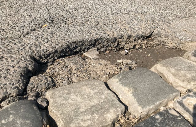 1500 kilométernyi úton kezdődik a burkolatjavítás