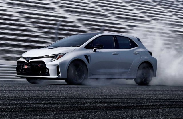 Elfelejthetjük a 300 lovas GR Corollát, Európába nem jön!