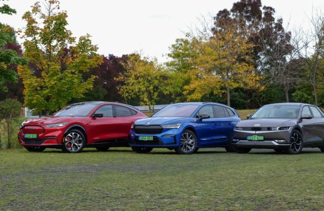 Vásárlói roham várható idén az elektromos járművek piacán?