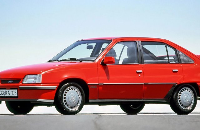 Turbós a szívó ellen: VW Polo GTi vs. Opel Kadett GSi