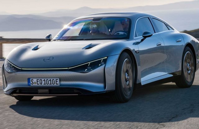 Tényleg teljesíti az 1000 kilométeres hatótávot a Mercedes EQXX