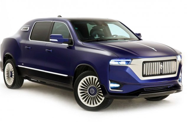 Csúnya, de különleges a Ram pickupból faragott luxusautó