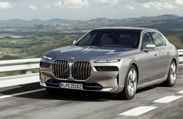 Bemutatták a hetedik hetest: nem csak elektromosként érkezik